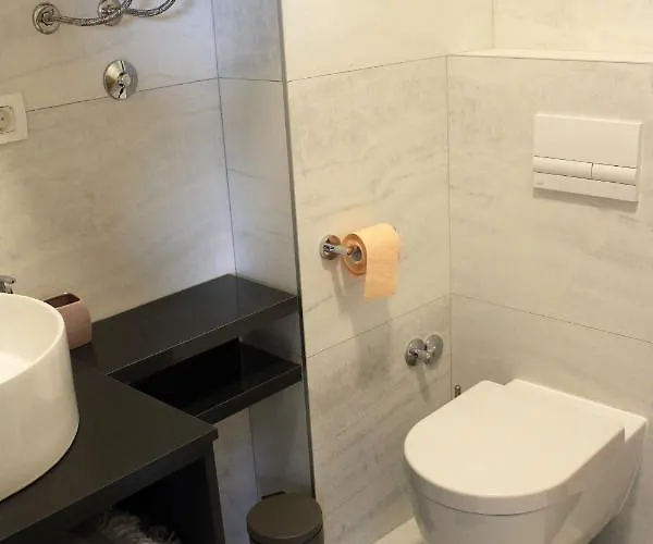 Zrnovska Banja 17457b *